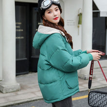 Laden Sie das Bild in den Galerie-Viewer, Short Parka Snow Wear Winter Jacket
