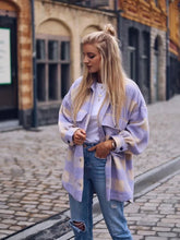 Laden Sie das Bild in den Galerie-Viewer, Elegante chaqueta de camisa for Women